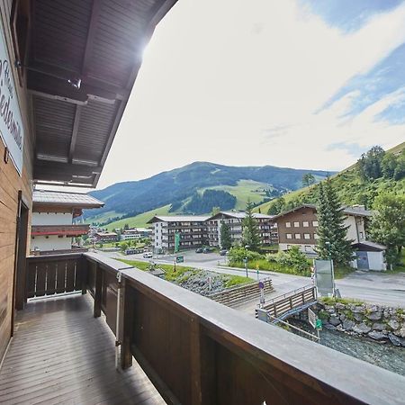 Holiday Lodge Fuerst Заалбах-Хинтерглем Екстериор снимка